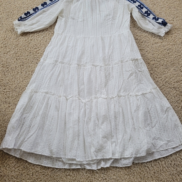 Farmers Market XL Embroidered Floral Long Sleeve Tiered Maxi Dress White - Picture 8 of 16